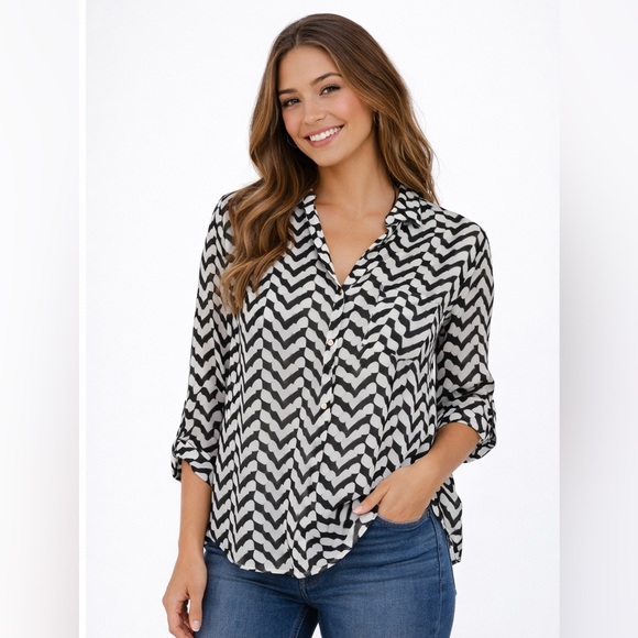 Xtaren Black White Geometric Chevron Print Long Sleeve Blouse Size S - Picture 4 of 7